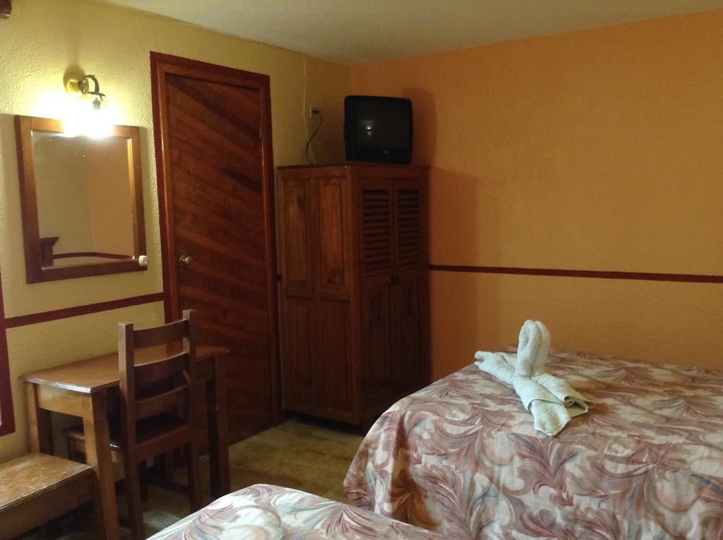Hotel Real Del Valle San Cristóbal de Las Casas Chambre photo